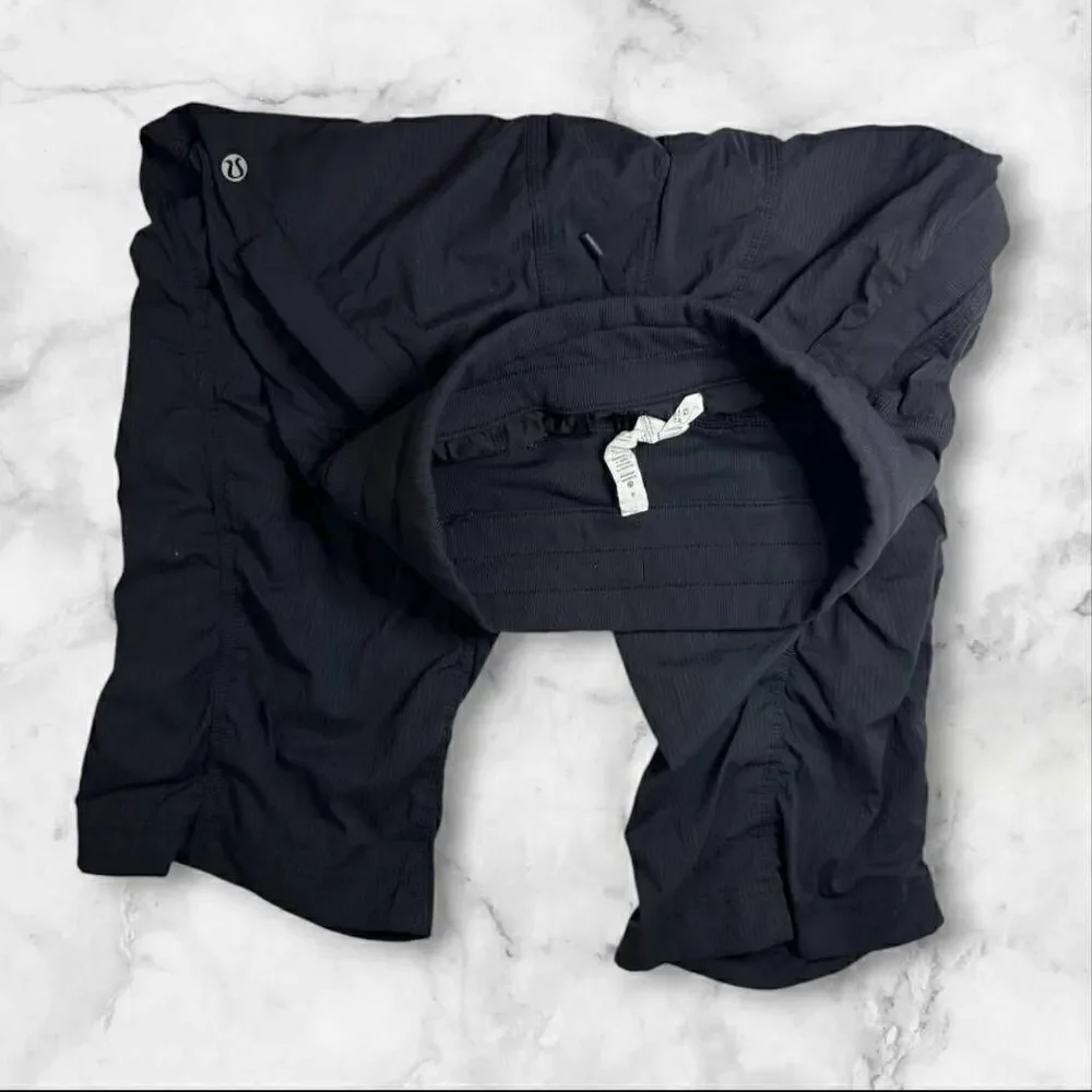 Lululemon Size 4 Black Dance Studio Pants 20